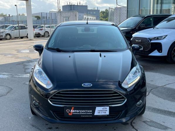 Ford Fiesta Mk6 Рестайлинг с пробегом 2016 года, цена 890 000 рублей, 70564 км, седан, Автокод Объявления