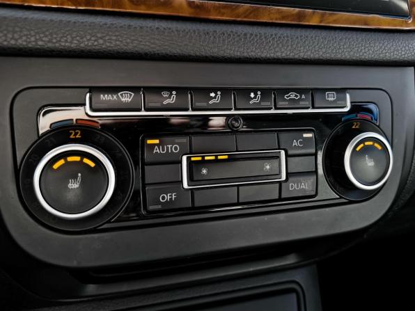 Volkswagen Tiguan I с пробегом 2011 года, цена 729 000 рублей, 261269 км, внедорожник, Автокод Объявления