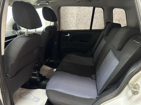 Ford Fusion I Рестайлинг с пробегом 2012 года, цена 775 000 рублей, 127126 км, хэтчбек, Автокод Объявления