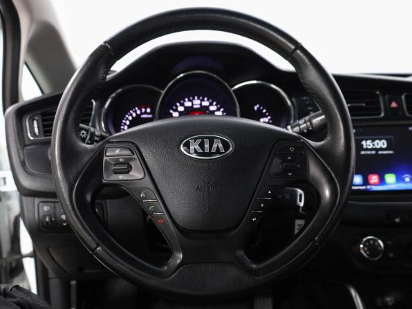 Kia Ceed II Рестайлинг с пробегом 2017 года, цена 1 459 000 рублей, 167442 км, хэтчбек, Автокод Объявления