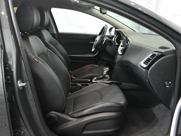 Kia Ceed III с пробегом 2021 года, цена 1 950 000 рублей, 111702 км, универсал, Автокод Объявления