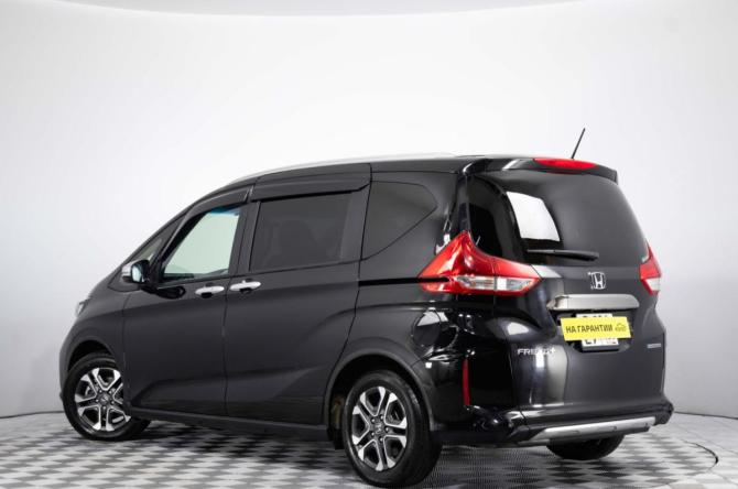 Honda Freed II Рестайлинг с пробегом 2022 года, цена 2 199 000 рублей, 42623 км, компактвэн, Автокод Объявления