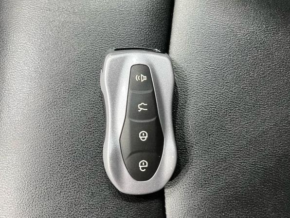 Geely Atlas Pro с пробегом 2024 года, цена 1 920 000 рублей, 40765 км, внедорожник, Автокод Объявления