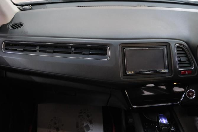 Honda Vezel I с пробегом 2014 года, цена 1 569 000 рублей, 215000 км, внедорожник, Автокод Объявления