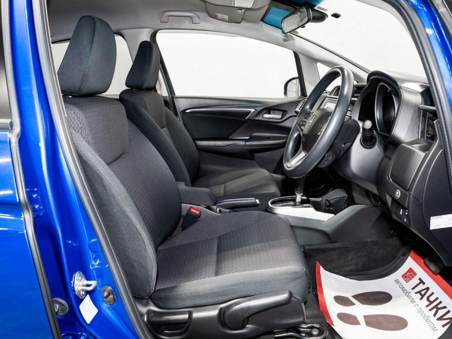 Honda Fit III Рестайлинг Чита  - изображение 6