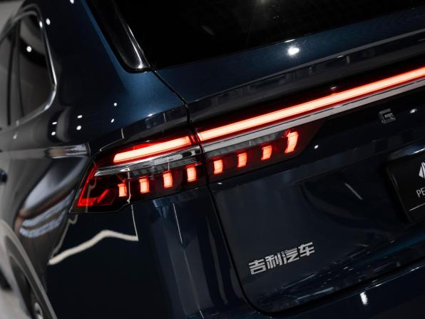 Geely Monjaro I с пробегом 2023 года, цена 3 340 000 рублей, 34803 км, внедорожник, Автокод Объявления