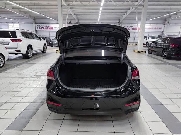Hyundai Solaris II с пробегом 2019 года, цена 1 080 000 рублей, 190162 км, седан, Автокод Объявления
