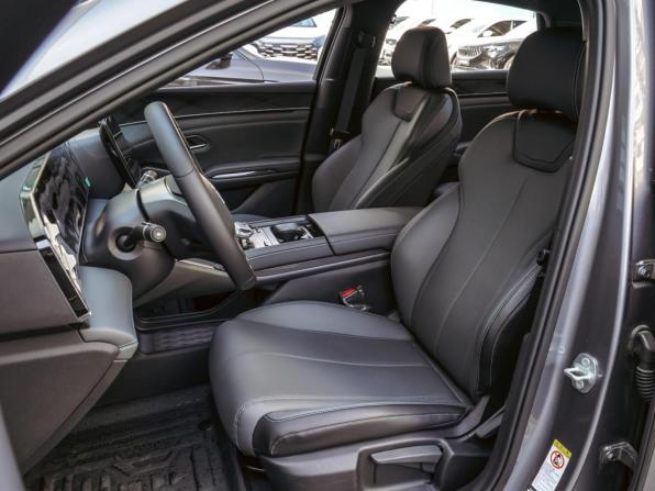 BYD Qin III с пробегом 2024 года, цена 2 675 000 рублей, 111 км, седан, Автокод Объявления