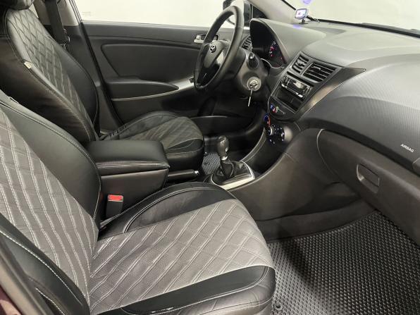 Hyundai Solaris I с пробегом 2012 года, цена 684 000 рублей, 228907 км, седан, Автокод Объявления