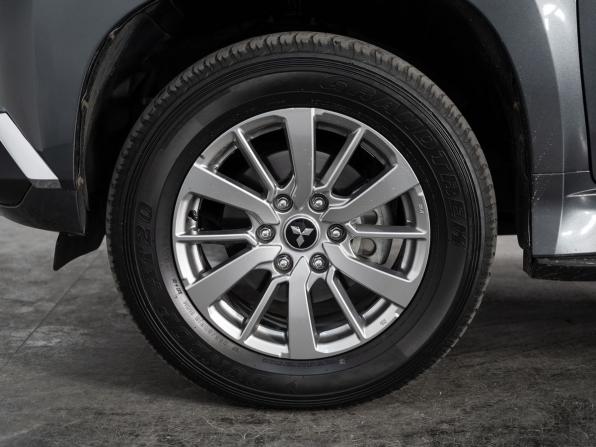 Mitsubishi Pajero Sport III с пробегом 2018 года, цена 3 300 000 рублей, 74583 км, внедорожник, Автокод Объявления
