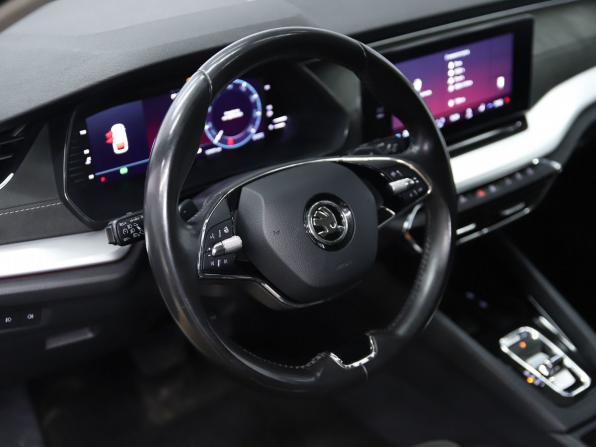 Skoda Octavia IV (A8) с пробегом 2021 года, цена 2 290 000 рублей, 127675 км, лифтбек, Автокод Объявления