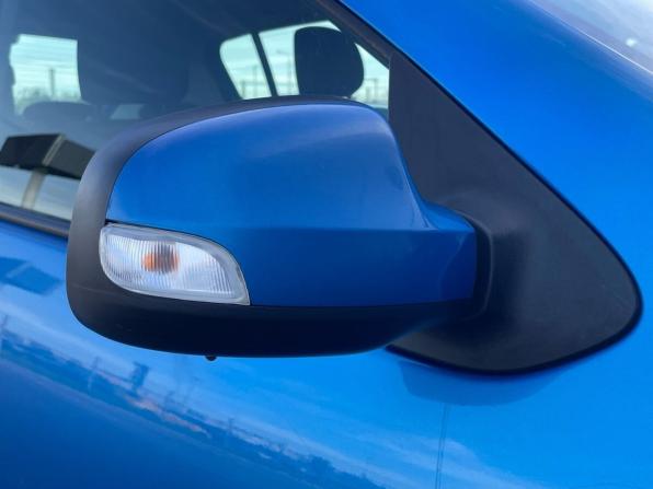 Renault Sandero II с пробегом 2015 года, цена 895 000 рублей, 111500 км, хэтчбек, Автокод Объявления