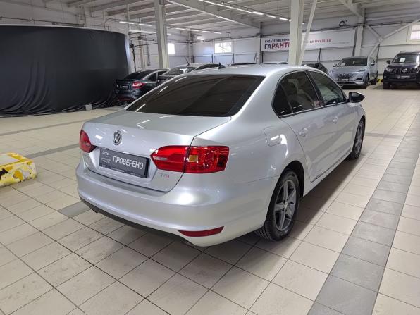 Volkswagen Jetta VI с пробегом 2011 года, цена 805 000 рублей, 298000 км, седан, Автокод Объявления