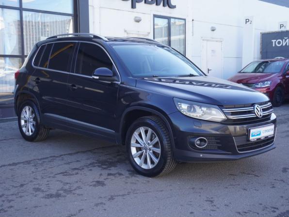 Volkswagen Tiguan I Рестайлинг с пробегом 2012 года, цена 1 030 000 рублей, 242029 км, внедорожник, Автокод Объявления