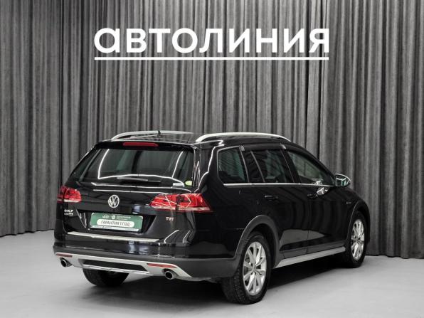 Volkswagen Golf VII с пробегом 2015 года, цена 1 449 000 рублей, 187116 км, универсал, Автокод Объявления
