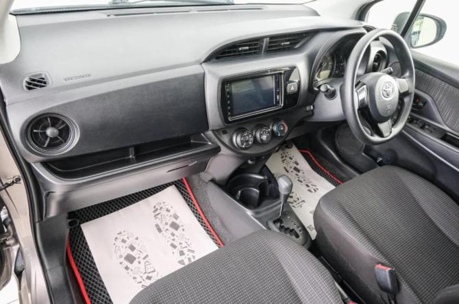 Toyota Vitz III (XP130) Рестайлинг с пробегом 2018 года, цена 899 000 рублей, 78000 км, хэтчбек, Автокод Объявления