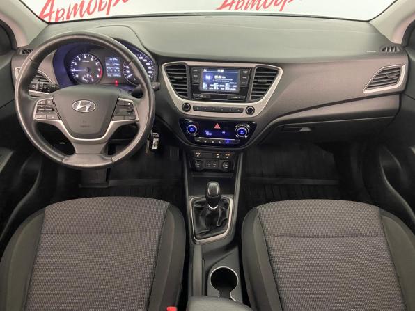 Hyundai Solaris II с пробегом 2017 года, цена 1 160 000 рублей, 147431 км, седан, Автокод Объявления
