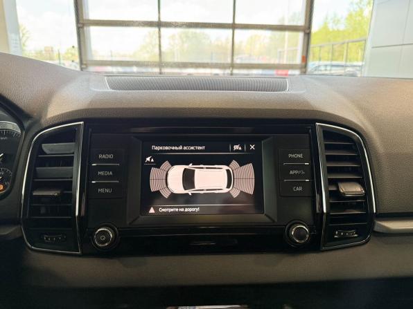 Skoda Karoq I с пробегом 2020 года, цена 2 377 000 рублей, 49453 км, внедорожник, Автокод Объявления