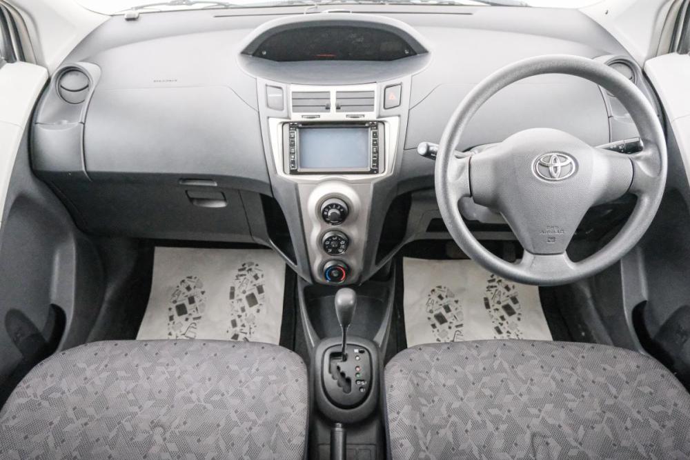 Toyota Vitz II (XP90) Красноярск  - изображение 11