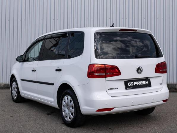 Volkswagen Touran I Рестайлинг 2 с пробегом 2011 года, цена 1 050 000 рублей, 222076 км, компактвэн, Автокод Объявления