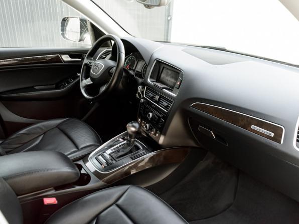 Audi Q5 I (8R) Рестайлинг с пробегом 2013 года, цена 1 950 000 рублей, 209924 км, внедорожник, Автокод Объявления