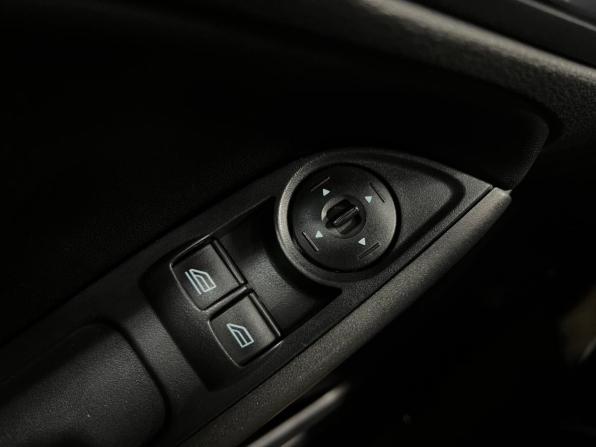Ford Focus III с пробегом 2012 года, цена 730 500 рублей, 234595 км, хэтчбек, Автокод Объявления