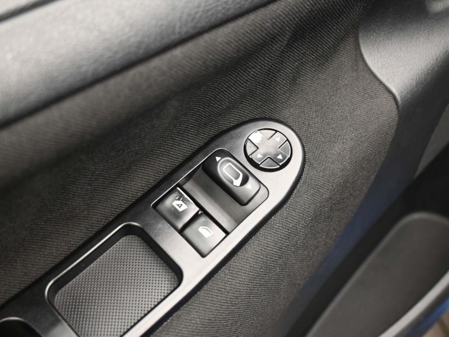 Peugeot 207 I Ростов-на-Дону  - изображение 17