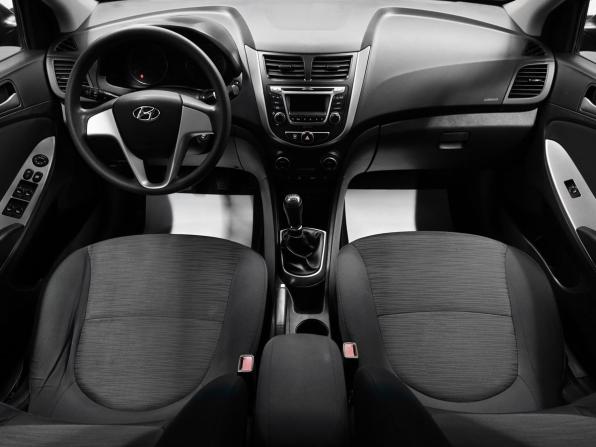 Hyundai Solaris I Рестайлинг с пробегом 2016 года, цена 795 000 рублей, 267927 км, седан, Автокод Объявления