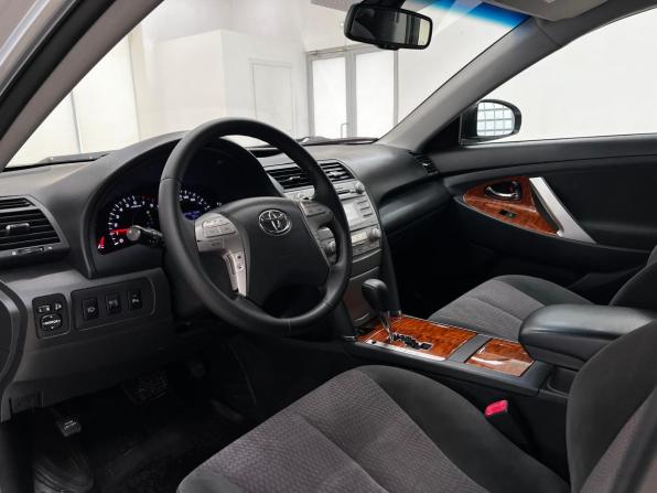 Toyota Camry VI (XV40) Рестайлинг с пробегом 2011 года, цена 1 260 000 рублей, 230505 км, седан, Автокод Объявления