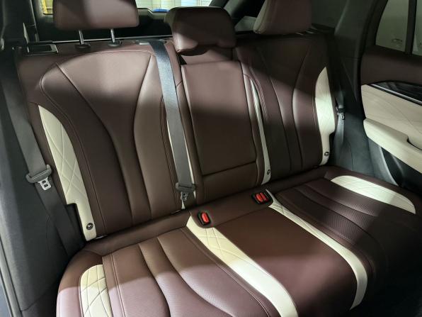 Geely Monjaro I с пробегом 2022 года, цена 3 150 000 рублей, 56650 км, внедорожник, Автокод Объявления