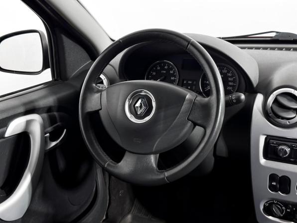 Renault Sandero I с пробегом 2014 года, цена 570 000 рублей, 113368 км, хэтчбек, Автокод Объявления