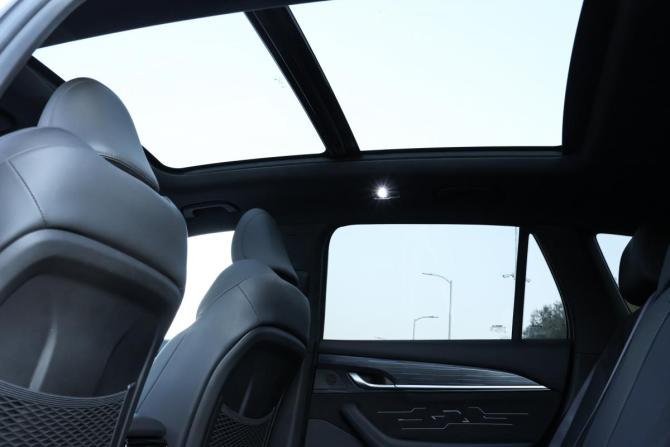 Geely Monjaro I с пробегом 2024 года, цена 3 555 000 рублей, 11997 км, внедорожник, Автокод Объявления