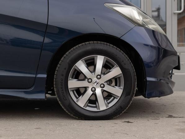 Honda Freed I с пробегом 2010 года, цена 940 000 рублей, 220879 км, компактвэн, Автокод Объявления