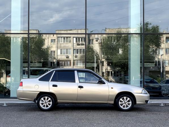 Daewoo Nexia I Рестайлинг с пробегом 2012 года, цена 200 000 рублей, 240000 км, седан, Автокод Объявления