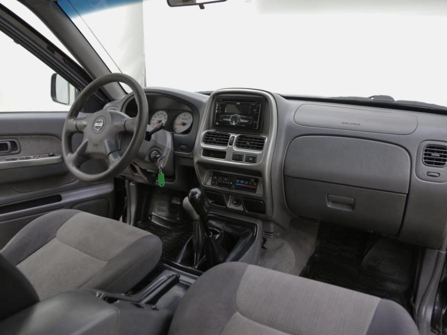 Nissan NP300 Москва  - изображение 5