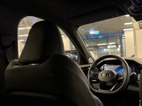 Geely Monjaro I с пробегом 2023 года, цена 3 549 000 рублей, 30122 км, внедорожник, Автокод Объявления