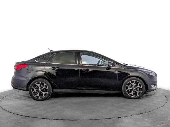 Ford Focus III Рестайлинг с пробегом 2017 года, цена 1 300 000 рублей, 77240 км, седан, Автокод Объявления