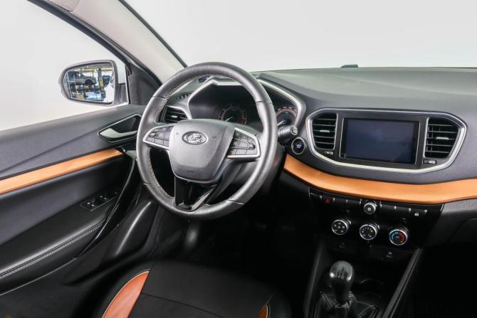 Lada (ВАЗ) Vesta I Рестайлинг (NG) с пробегом 2023 года, цена 1 349 000 рублей, 28660 км, седан, Автокод Объявления