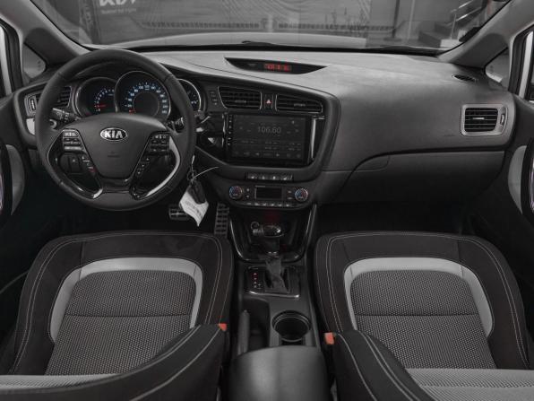 Kia Ceed II с пробегом 2013 года, цена 949 000 рублей, 171300 км, хэтчбек, Автокод Объявления