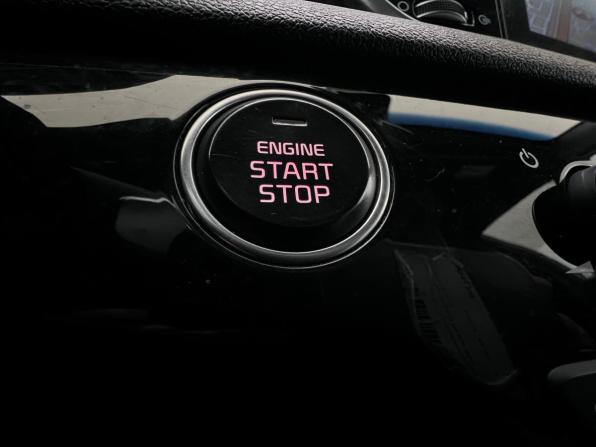 Kia Sportage IV Рестайлинг с пробегом 2019 года, цена 2 300 000 рублей, 108430 км, внедорожник, Автокод Объявления