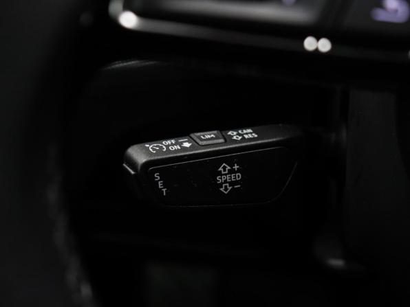 Audi Q2 I Рестайлинг с пробегом 2024 года, цена 3 499 000 рублей, 10037 км, внедорожник, Автокод Объявления