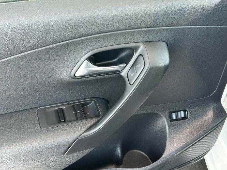 Volkswagen Polo V Рестайлинг Екатеринбург  - изображение 25