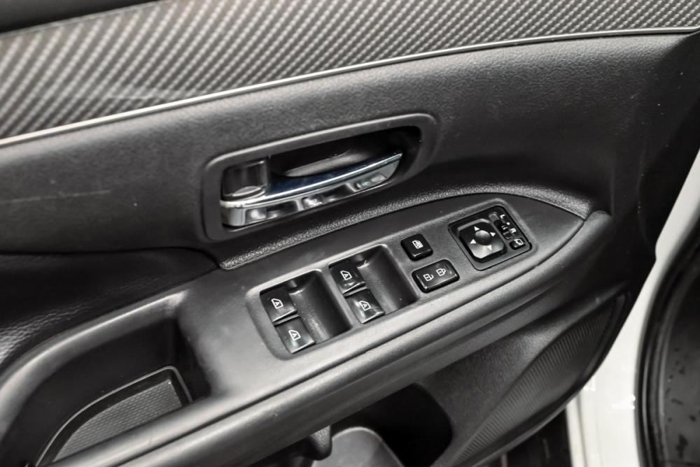 Mitsubishi Outlander III Рестайлинг 3 Екатеринбург  - изображение 13
