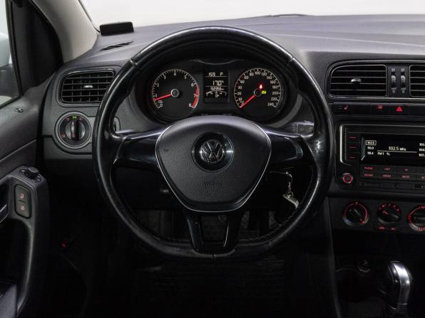 Volkswagen Polo V Рестайлинг с пробегом 2017 года, цена 1 169 000 рублей, 152353 км, седан, Автокод Объявления