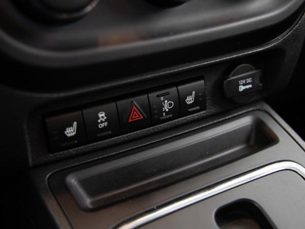Jeep Compass I Рестайлинг с пробегом 2012 года, цена 999 000 рублей, 176452 км, внедорожник, Автокод Объявления