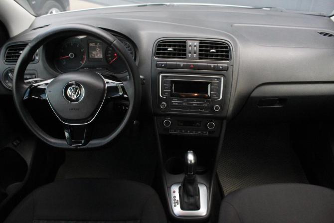 Volkswagen Polo V Рестайлинг с пробегом 2017 года, цена 1 120 000 рублей, 185964 км, седан, Автокод Объявления