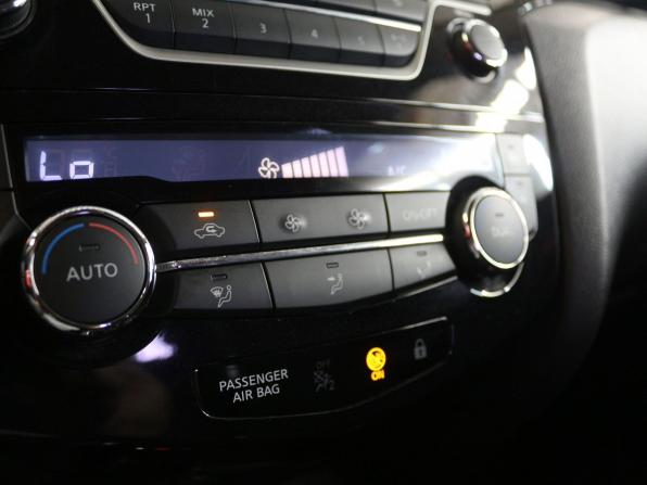 Nissan Qashqai II с пробегом 2014 года, цена 1 170 000 рублей, 210819 км, внедорожник, Автокод Объявления