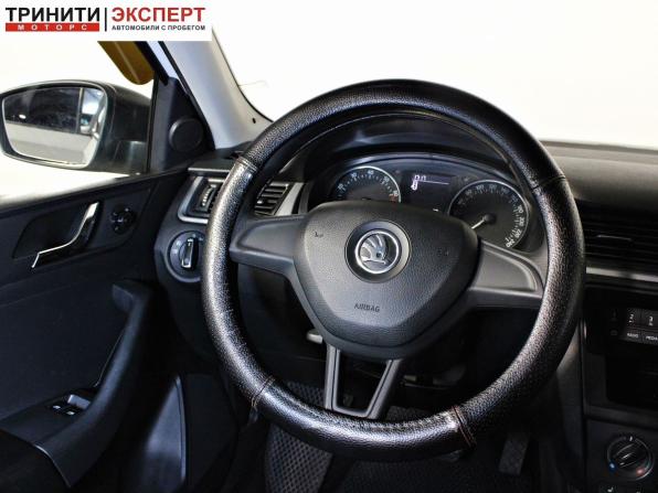 Skoda Rapid I с пробегом 2017 года, цена 1 167 000 рублей, 210792 км, лифтбек, Автокод Объявления