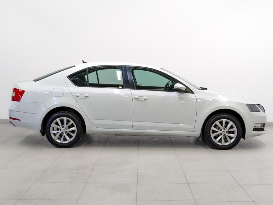 Skoda Octavia III (A7) Рестайлинг Санкт-Петербург  - изображение 4