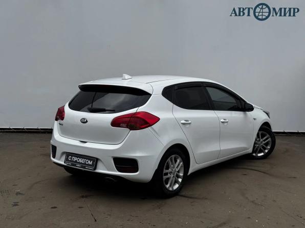 Kia Ceed II Рестайлинг с пробегом 2017 года, цена 1 059 000 рублей, 215399 км, хэтчбек, Автокод Объявления